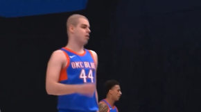 OVAJ DEČKO JE ČUDO Pobedio rak, vratio se na parket i POKIDAO (VIDEO)