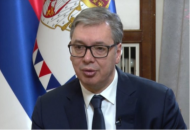 POZNATI MMA BORAC KOD VUČIĆA Prijem u 10 časova