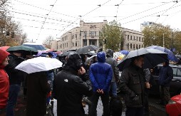 BLOKADERI OTKAZALI TRIBINU NA PRAVNOM Nikakvo interesovanje studenata, optužili vlast za političke pritiske