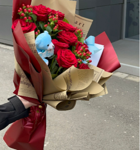 PAŽLJIVO SA BUKETIMA Jeste idealan poklon za Dan zaljubljenih, ali čuvajte se greške - svako cveće šalje posebnu poruku