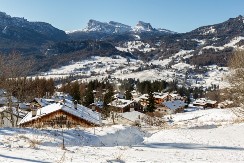 Zašto su sve oči uprte u ovaj italijanski grad - od olimpijskih skija do glamura džet-seta 