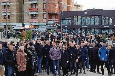 USVOJENA VAŽNA DEKLARACIJA  Srbi sa KiM traže ostvarivanje osnovnih prava