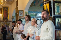 "PREŠLA JE GRANICU KOJU NE OPRAŠTAM" Majka iz Srbije oduzela kumstvo najboljoj drugarici posle porodičnog ručka