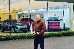 NEPREPOZNATLJIV! Naš voditelj smršao, presadio kosu i šokirao javnost, a razvod ga je uništio (FOTO)