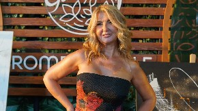 VESNA DEDIĆ POSTALA BAKA! Slavlje u domu voditeljke, a unuka nosi magično ime (FOTO)