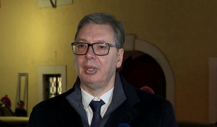 VUČIĆ "OLADIO" BLOKADERE: Vidim da se mučenici spremaju, valjda da me tuku