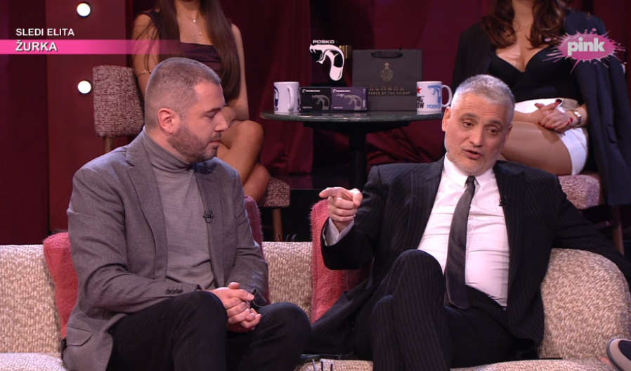 "MIRISOM ZAVODI KAO SIRENE PESMOM" Čeda Jovanović i Aca Kos pronašli zanimaciju u kasne sate! (VIDEO)