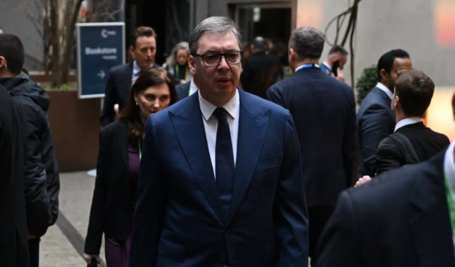 VUČIĆ SE SASTAJE SA VADEFULOM Juče sastanci sa Cvijanović i svetskim zvaničnicima