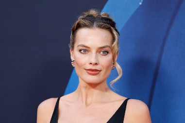 NOVI FILM MARGO ROBI PODIGAO PRAŠINU Glumica oštro odgovorila: "Svi su očekivali samo razvrat i nepristojne scene - ovo je romantičan film"