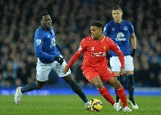 SUNOVRAT NEKADA VELIKOG TALENTA Bivši fudbaler Liverpula uhapšen na aerodromu