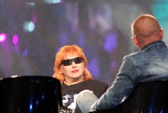 UMRO JE OD GLADI I HLADNOĆE, KAO BESKUĆNIK Muž naše pevačice završio na najstrašniji način: "Našli su ga u haustoru"