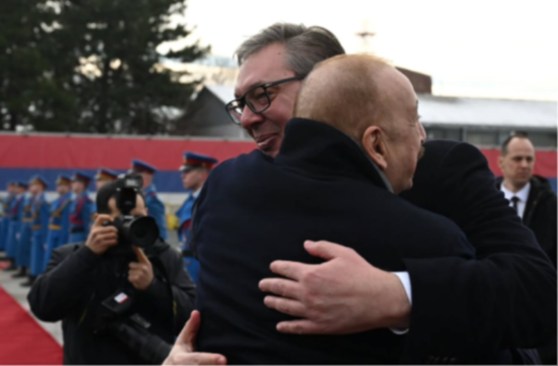 "HVALA VAM, DRAGI PRIJATELJU, NA POSETI" Vučić ispratio Alijeva: Do skorog viđenja! (FOTO)