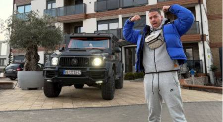 JUTJUBER POZIRAO PORED ZAPALJENOG AUTA BAKE PRASETA Šok-prizor na mestu zločina!