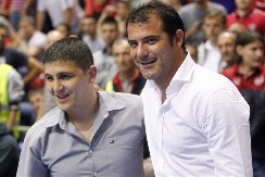 SASTALA SE DVA "ZVEZDAŠA" Tim Perice Ognjenovića naneo neprijatan poraz ekipi Slaviše Stojanovića