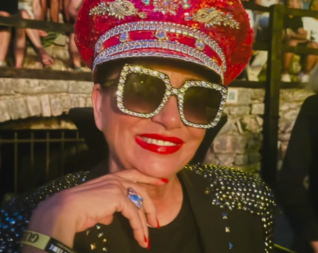 ALKA VUICA POSTAJE BAKA Njen sin čeka prvo dete sa izabranicom, otkrili i pol bebe!