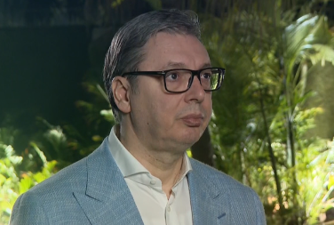 OTVORILI SU PANDORINU KUTRIJU... SRBIJU NISU USPELI DA SLOME! Vučić se obraća iz Indije