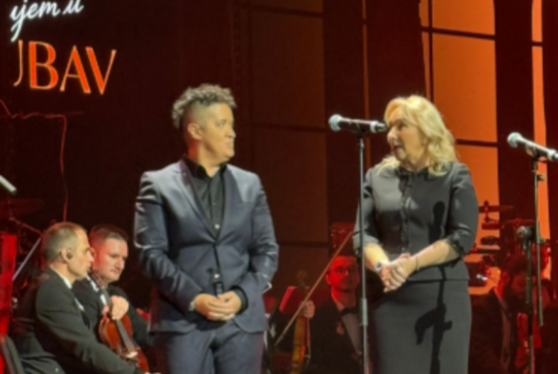 MARIJA ŠERIFOVIĆ ODALA TAJNU PORODICE ŠAULIĆ Pevačica izgovorila na bini ono što niko nije