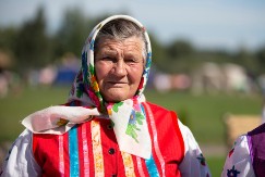 NAŠE BAKE SU PLJUVALE DA OTERAJU ZLO Evo kako je nastao izraz "PU, PU, PU" – poreklo je mračnije nego što mislite!