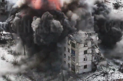 RUSKA VOJSKA RAZARA ZGRADE! Stravični snimci stižu sa fronta! (VIDEO)