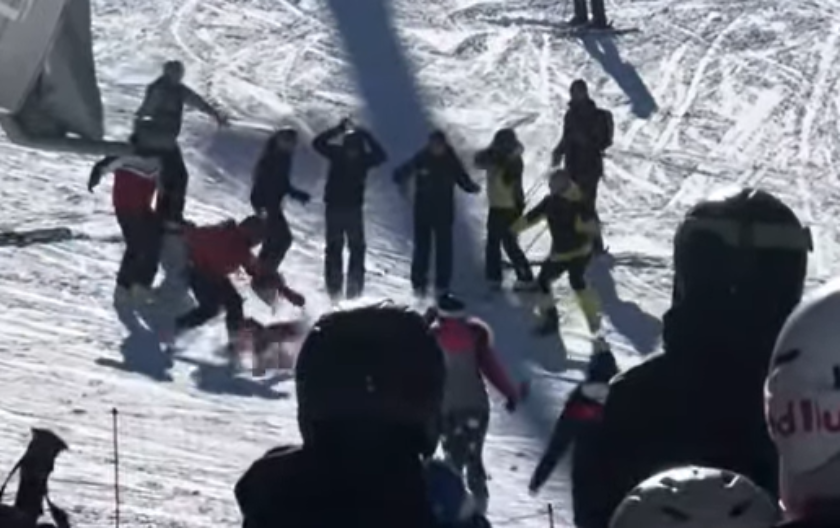 HOROR NA JAHORINI Dete ispalo iz žičare - snimljena užasna scena (UZNEMIRUJUĆ VIDEO)