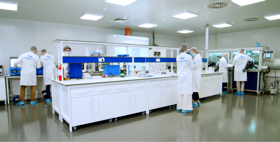 FANTASTIČNE VESTI ZA SRBIJU! Uticajni Financial Times ekskluzivno objavio da američki Catepilar ulaže u srpsku kompaniju ElevenEs i da kreće izgradnja fabrike litijumskih baterija najnovije generacije u našoj zemlji!