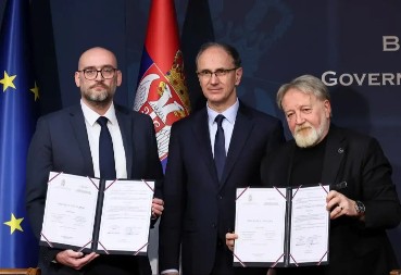 UČENICI IZ VUKOVARA BRŽE DO SRPSKIH FAKULTETA! Upravnica Fondacije "Sveta Petka": Malim koracima olakšavamo svakodnevicu našeg naroda