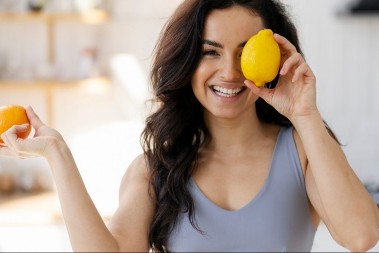 ZABORAVITE NA ŠTETNU I SKUPU HEMIJU Limun efikasno čisti ŠEST stvari u kući 