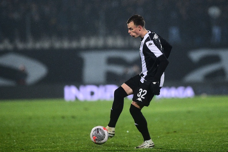 VELIKO PRIZNANJE Fudbaler Partizana među deset najboljih