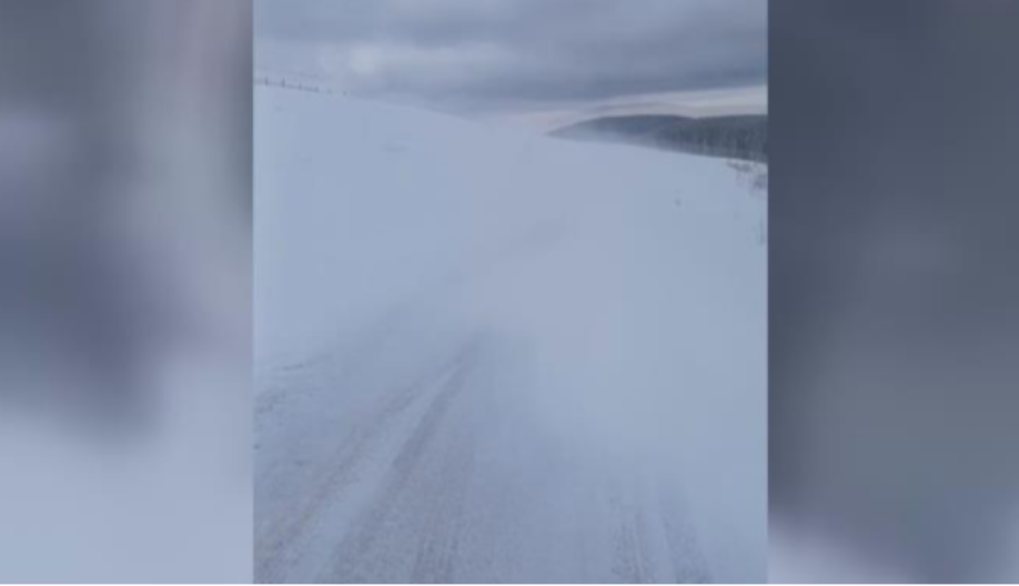 HITNO IZDATO UPOZORENJE ZBOG SNEGA Ovde je kritično, jedna deonica SKROZ NEPROHODNA