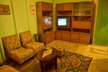 KO GA JE UNEO – VIŠE GA NIKAD NIJE IZNEO Ovaj komad nameštaja imala je gotovo svaka kuća u Jugoslaviji: „Neuništiv je, neki ga imaju i danas“