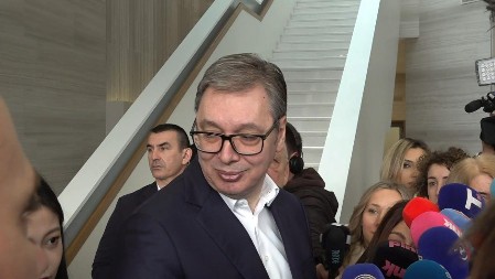 "U 50 FABRIKA U SRBIJI RADIĆE ZAJEDNO LJUDI I ROBOTI!" Vučić: Bićemo prvi u Evropi (VIDEO)