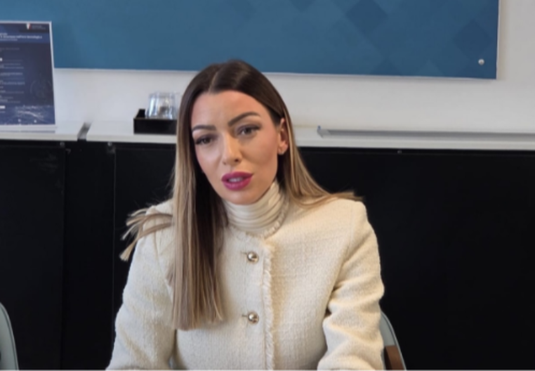 VELIKI DOGOVORI NA POMOLU, DVE MOĆNE ITALIJANSKE KOMPANIJE ŽELE DA INVESTIRAJU U SRBIJU Ministarka Mesarović u radnoj poseti Italiji