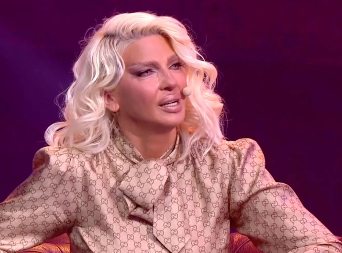 "POKAZALA JE DA JE BEZOBRAZNA I NEVIĐENO GLUPA" Karleuša oštro odgovorila pevačici koja je odbila njenu podršku