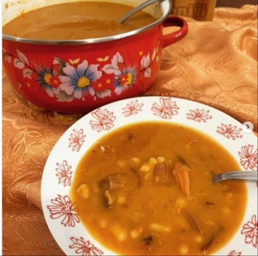 GUST I SNAŽAN, NEMA MU RAVNOG Čuveni vojnički pasulj koji je hranio generacije – ovako ga je spremala JNA