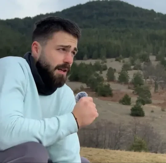 Mihajlo je napustio grad i kupio poslednju kuću na selu: Sad njegovu priču prate svi (VIDEO)