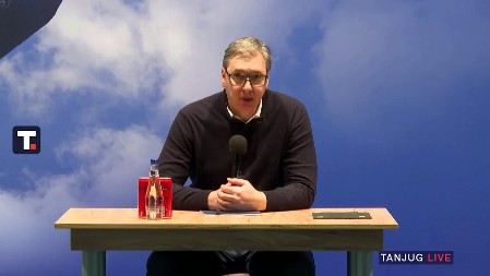 PREDSEDNIK SRBIJE RAZGOVARA SA GRAĐANIMA BORA Borska bolnica biće završena do 2030. godine! (VIDEO)