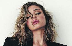 BRESKVICA OBJAVILA FOTKU IZ KADE Prizorom zapalila mreže! (FOTO)