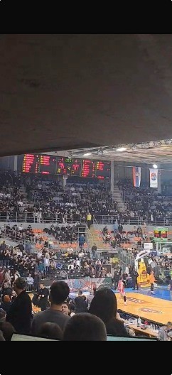 PRAZNE SE TRIBINE Navijači Partizana polako napuštaju "Čair" (VIDEO)