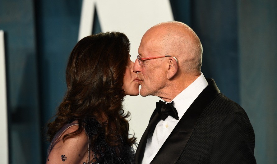 Šok detalji iz petog braka: Glumac (87) ljubi 32 godine mlađu, a ona nerazdvojna sa njegovom bivšom!