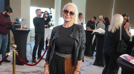 "NISAM ŽELELA DA TO ZNAJU MOJI NEPRIJATELJI" Pevačica sa knedlom progovorila o trudnoći i gubitku bebe