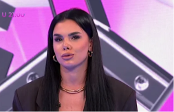 ŠOK NA MREŽAMA! Na Anitinom profilu osvanula preteća poruka, u sve umešan i otac njenog deteta (FOTO)