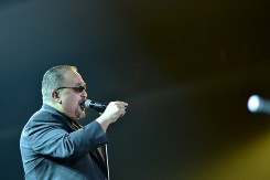 KRAJ JEDNE LEGENDE! Vili Kolon izgubio bitku u 75. godini, tuga u svetu muzike!