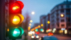 ZBOG OVOG PREKRŠAJA NA SEMAFORU SLEDI KAZNA OD 120.000 DINARA: Vozače masovno buni taj znak