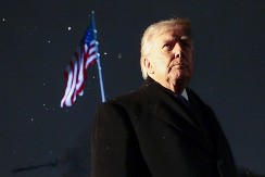 PUCNJAVA NA TRAMPOVOM IMANJU! Muškarac (20) upao u Mar-a-Lago, pripadnici Tajne službe ga UBILI!