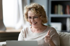 Ima 87 godina i daće 343 hiljade evra da bi se podmladila: Evo šta sve radi Helga da bi izgledala mladoliko