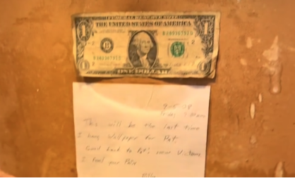 ISPOD TAPETA IH SAČEKALA PORUKA KOJA LEDI KRV U ŽILAMA Par kupio kuću, pa prilikom renoviranja doživeo HOROR (VIDEO)