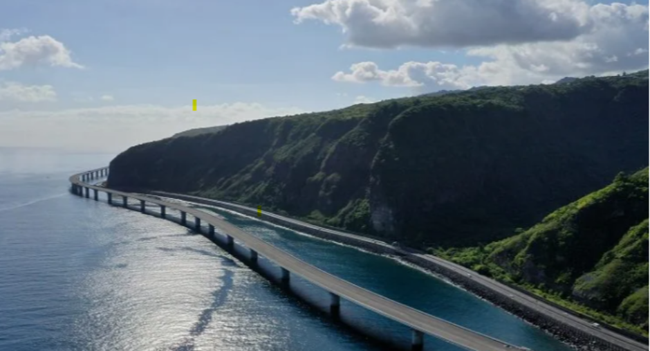 NAJSKUPLJI MOST NA SVETU IZVIRE IZ OKEANA Nalazi se na tropskom ostrvu, a od cene projekta će vam se zavrteti u glavi