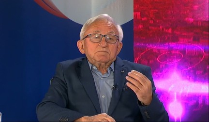 "ŠOKIRAN SAM KOLEKTIVNIM LUDILOM!" General Lazarević o blokaderskom "Zig hajl" i napadu na oficira VS