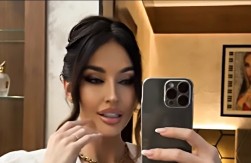 ZLATNI ZIDOVI I UMETNIČKE SLIKE! Suvi luksuz u domu Katarine Živković u kojem živi sa Stojketom! (FOTO)