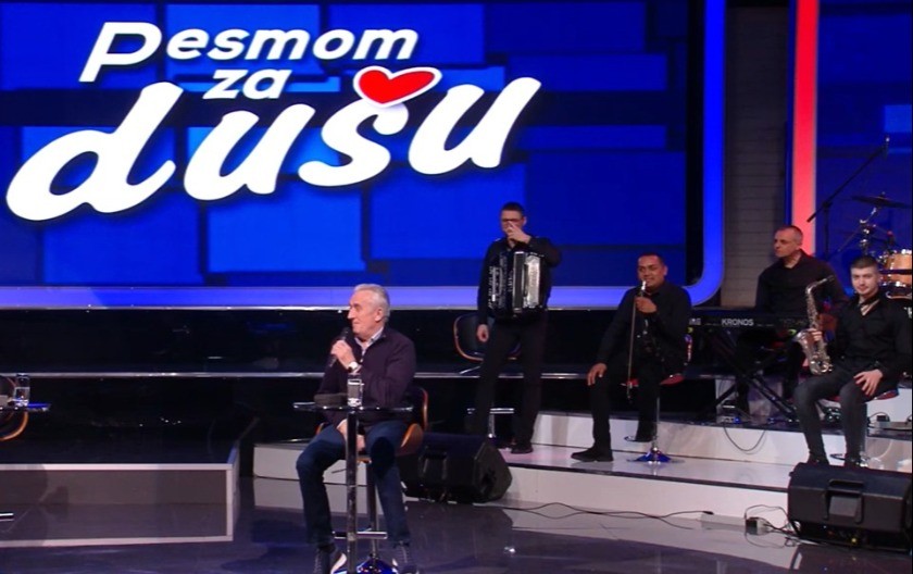 SMRT U DOMU NAŠEG PEVAČA (72): "Da mi nije mikrofona, pitao bih se kako da preživim"